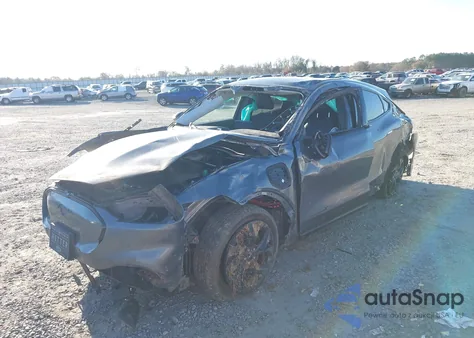 2023 Ford Mustang Mach-E Premium z USA, uszkodzony, nr VIN 3FMTK3R70PMA77494